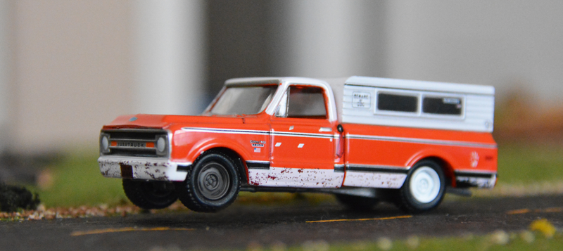 Illustration for article titled REVIEW: Greenlight Farmtruck Replica from Street Outlaws